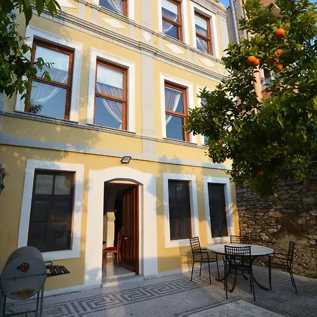 Amina Hanem Boutique