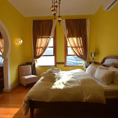 Amina Hanem Boutique