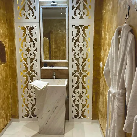 Amina Hanem Boutique Aparthotel Kavala