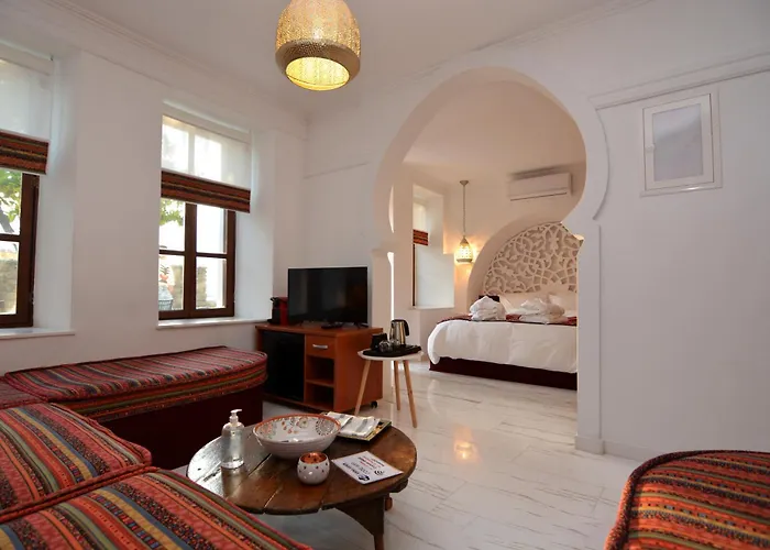 Amina Hanem Boutique Апарт-отель 4*